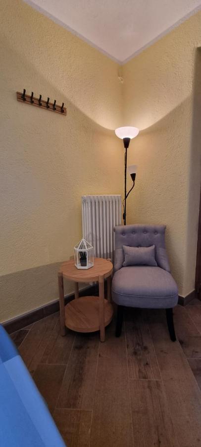 Bed and Breakfast Lo Noyer Et Les Roses Saint Nicolas Exteriér fotografie