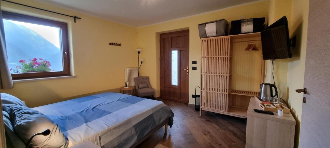 Bed and Breakfast Lo Noyer Et Les Roses Saint Nicolas Exteriér fotografie